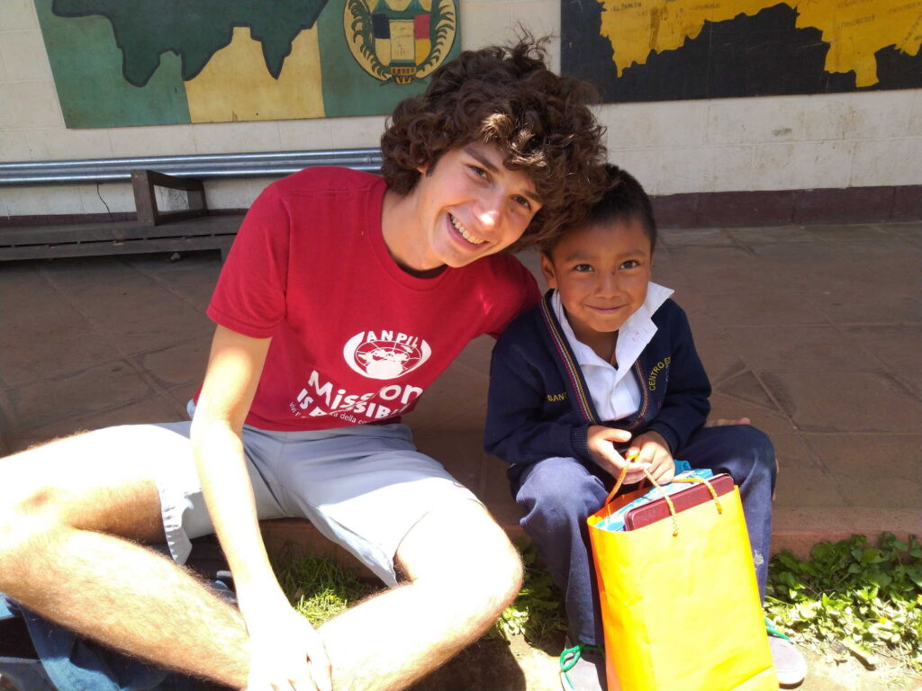 volontario + bambino